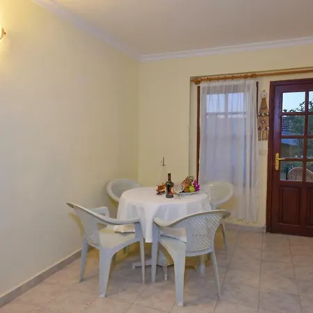 Διαμέρισμα Bougainvillea Houses A1 *